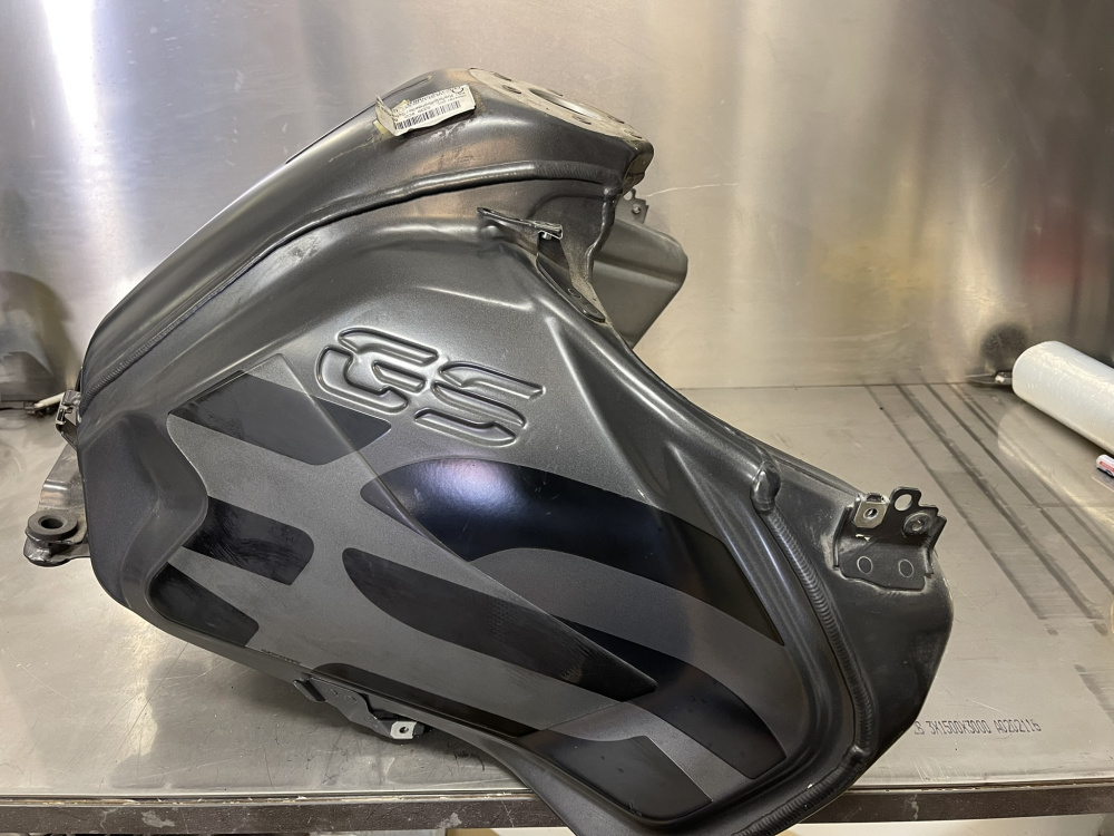 BMW R1200 GSA 2017 Bensintank - ATG Bikeparts AS